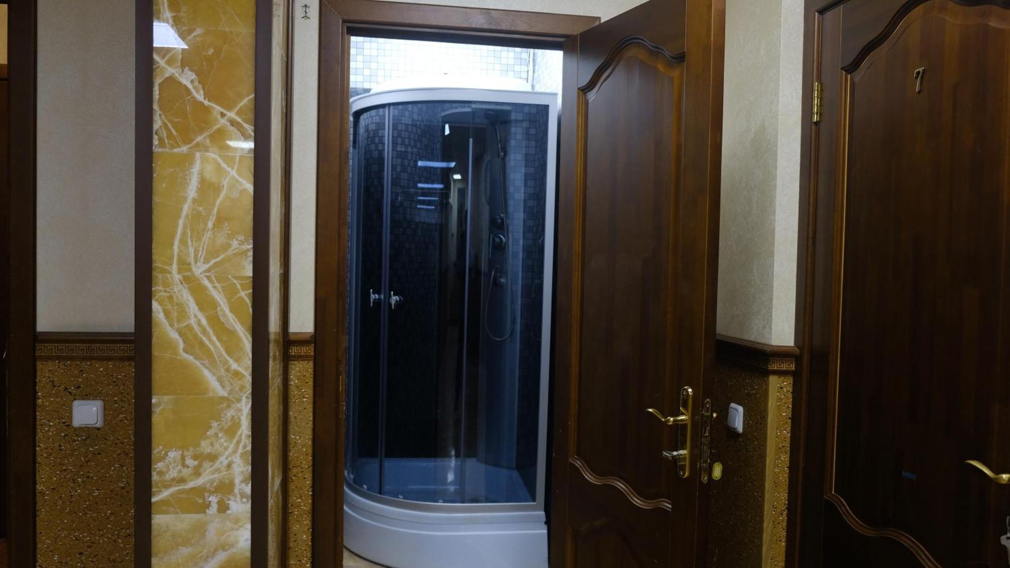 Uneed Rooms: Sky Kiev Esterno foto