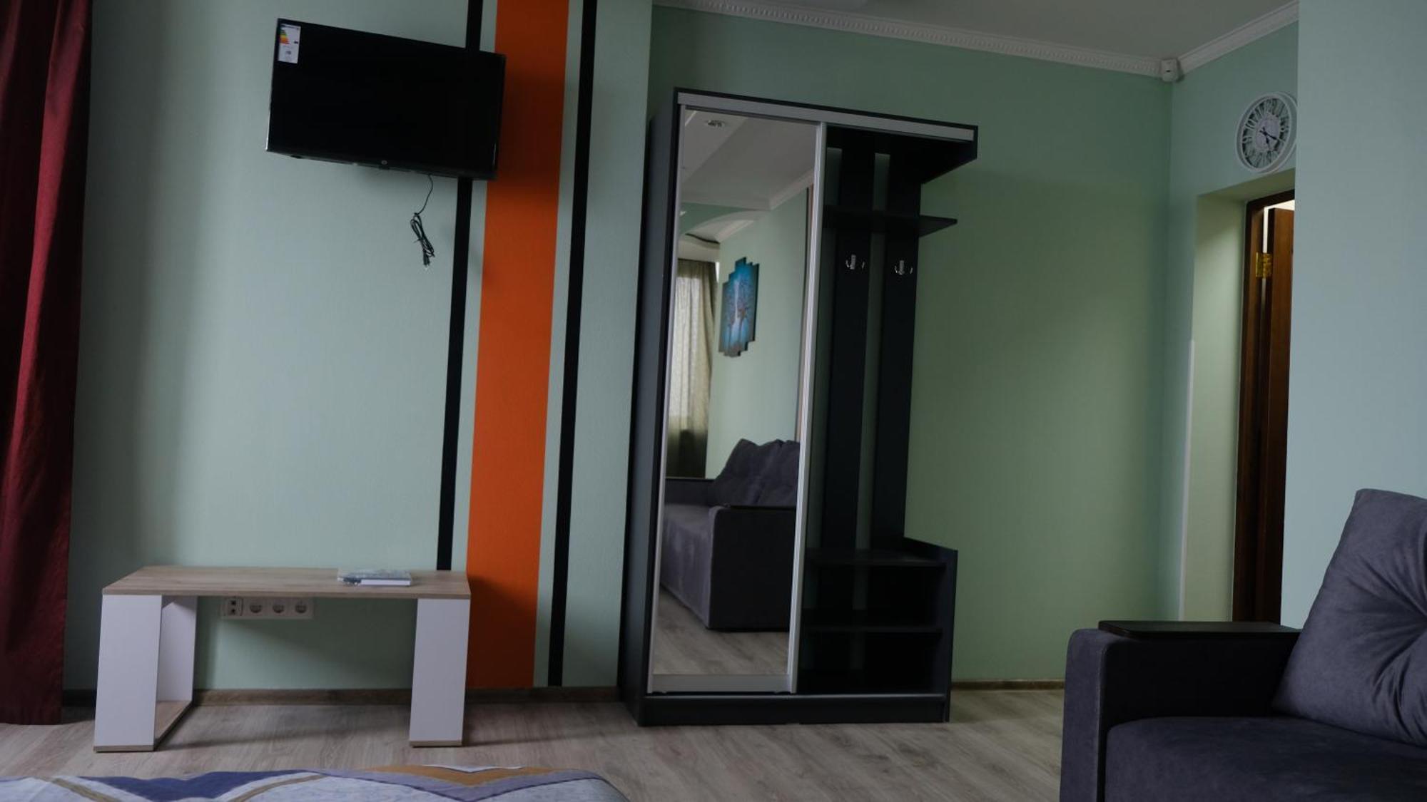 Uneed Rooms: Sky Kiev Esterno foto